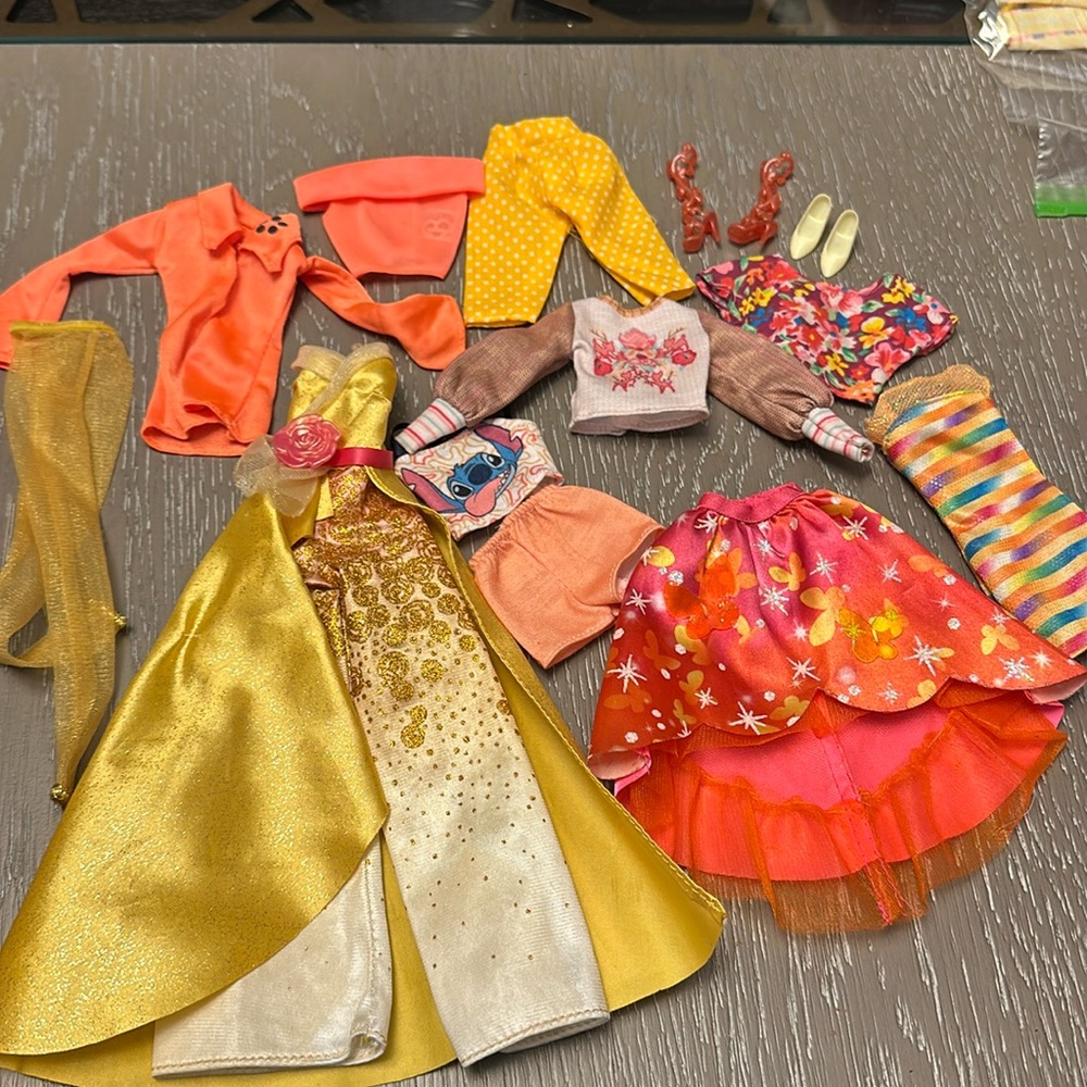 Barbie vintage clothing lot